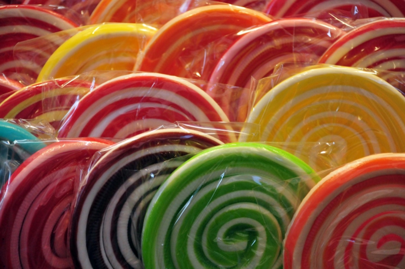 confiserie-NANS LES PINS-min_lollipops_candy_candies_colors_sugar-761478